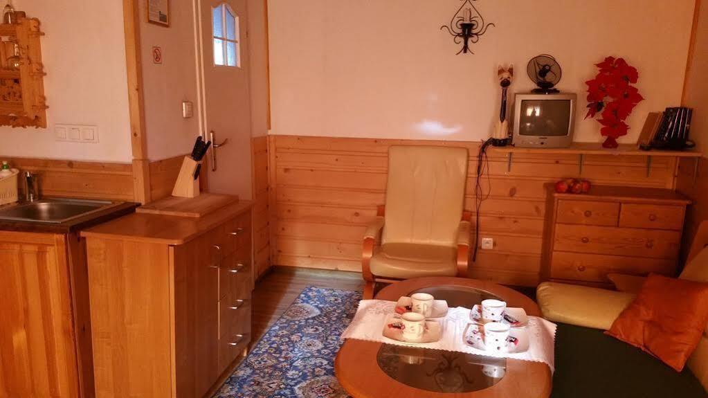 Camping Harenda Pokoje Goscinne I Domki زاكوباني المظهر الخارجي الصورة