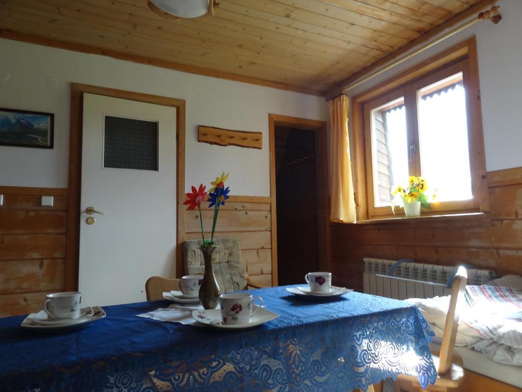 Camping Harenda Pokoje Goscinne I Domki زاكوباني الغرفة الصورة